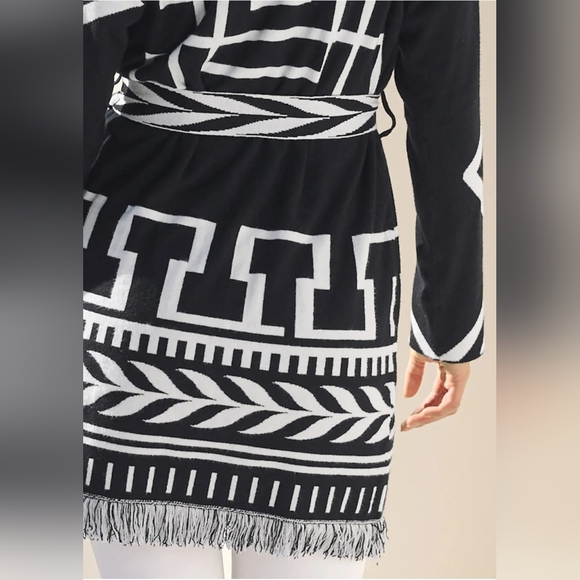 VENUS Black and White Southwestern Geometric Fringe  Belted Cardigan NWOT Small - Picture 5 of 11
